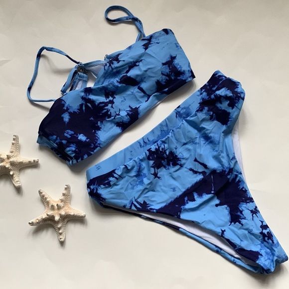 ⭐️Butterfly Tie Dye High Waist Bikini Set⭐️ - Picture 2 of 6